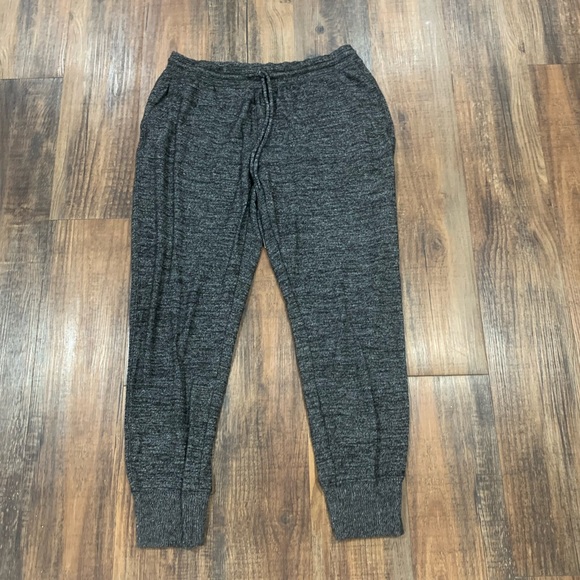 GAP Factory Pants - GAP || Women’s Grey Jogger